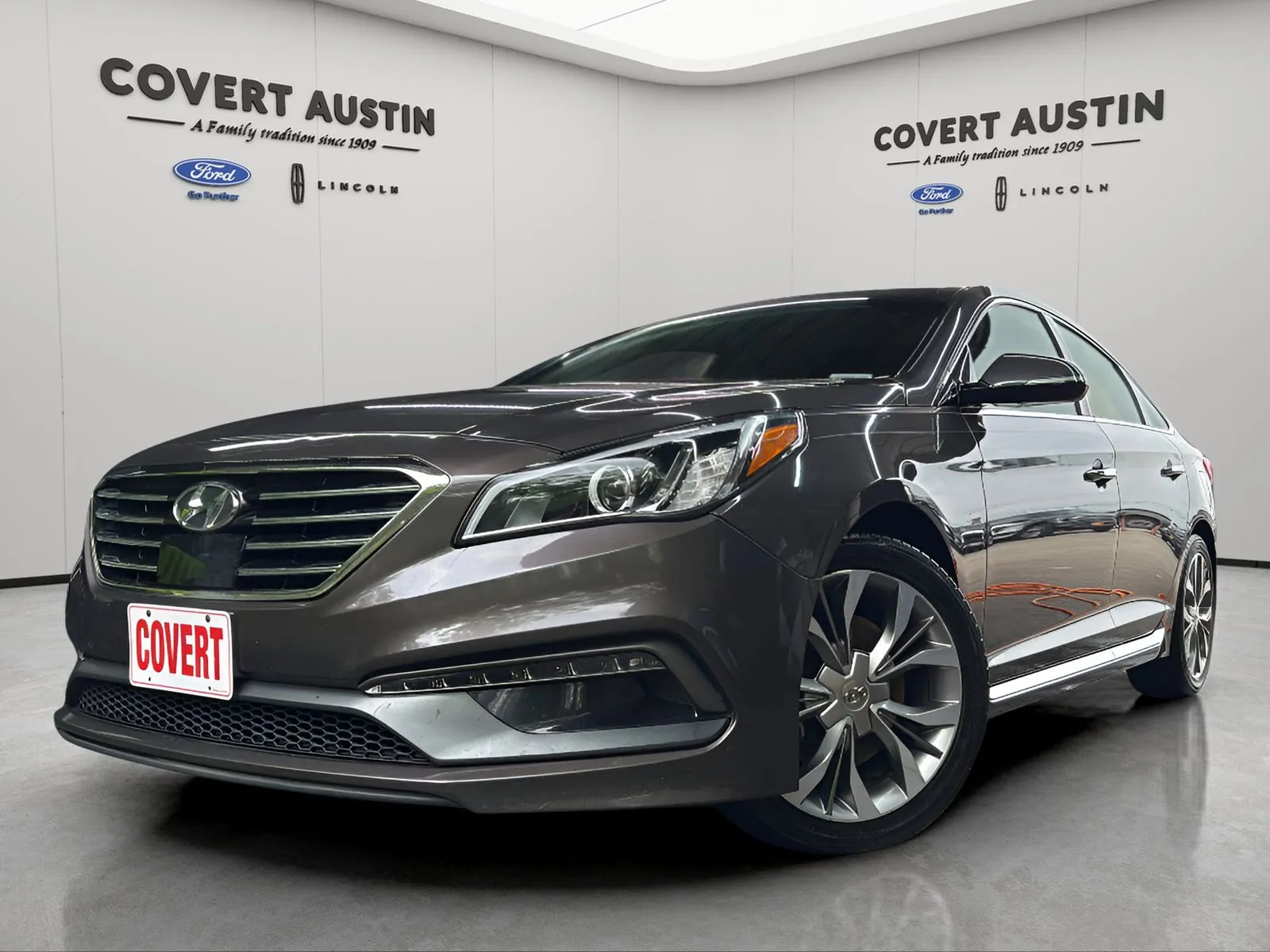 Brown 2015 Hyundai Sonata Limited for sale in Austin, TX