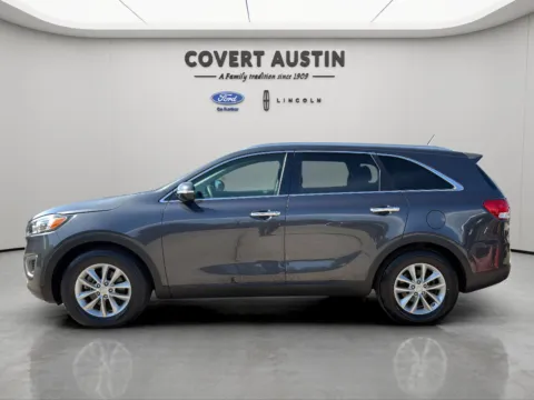 Photos of 2016 Kia Sorento LX for sale in Austin, TX at Covert Ford