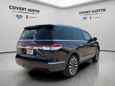 More photos of 2024 Lincoln Navigator Reserve at Covert Ford, TX