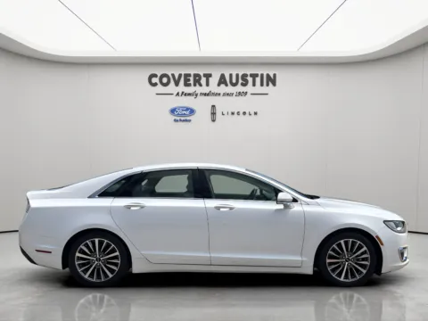 More photos of 2019 Lincoln MKZ Standard at Covert Ford, TX