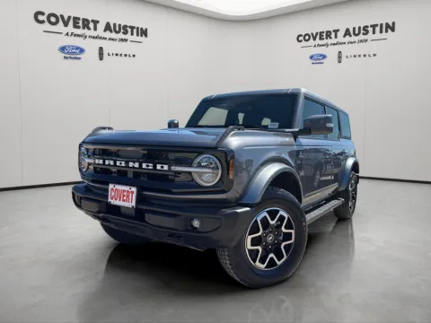 Gray 2024 Ford Bronco Outer Banks for sale in Austin, TX