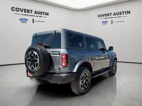 More photos of 2024 Ford Bronco Outer Banks at Covert Ford, TX