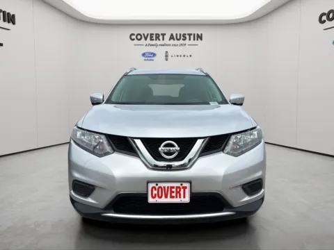 More photos of 2015 Nissan Rogue SV at Covert Ford, TX