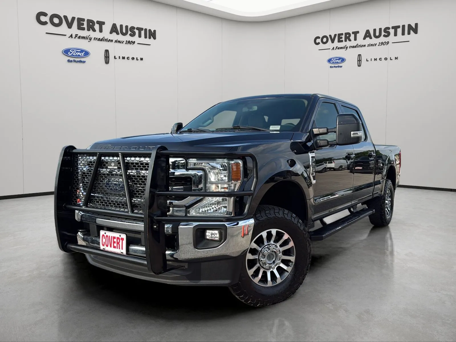 Black 2022 Ford F-250SD Lariat for sale in Austin, TX