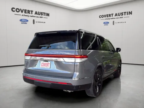 More photos of 2022 Lincoln Navigator Black Label at Covert Ford, TX
