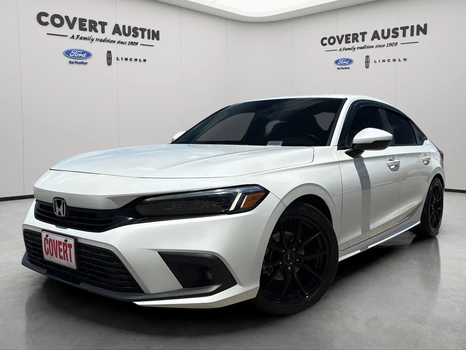 White 2024 Honda Civic Touring for sale in Austin, TX