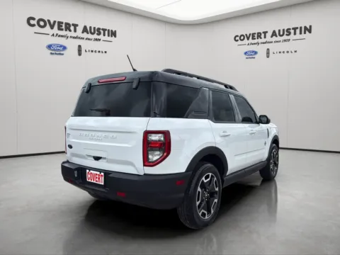 More photos of 2024 Ford Bronco Sport Outer Banks at Covert Ford, TX