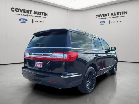 More photos of 2020 Lincoln Navigator Reserve at Covert Ford, TX