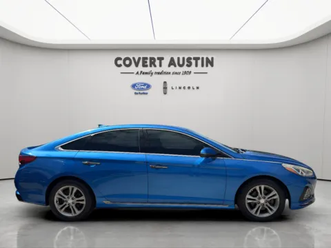 More photos of 2018 Hyundai Sonata Sport at Covert Ford, TX