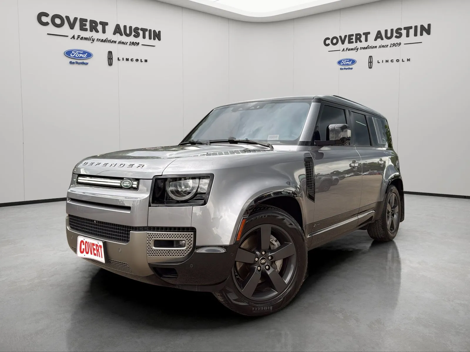 Gray 2021 Land Rover Defender 110 X-Dynamic SE for sale in Austin, TX
