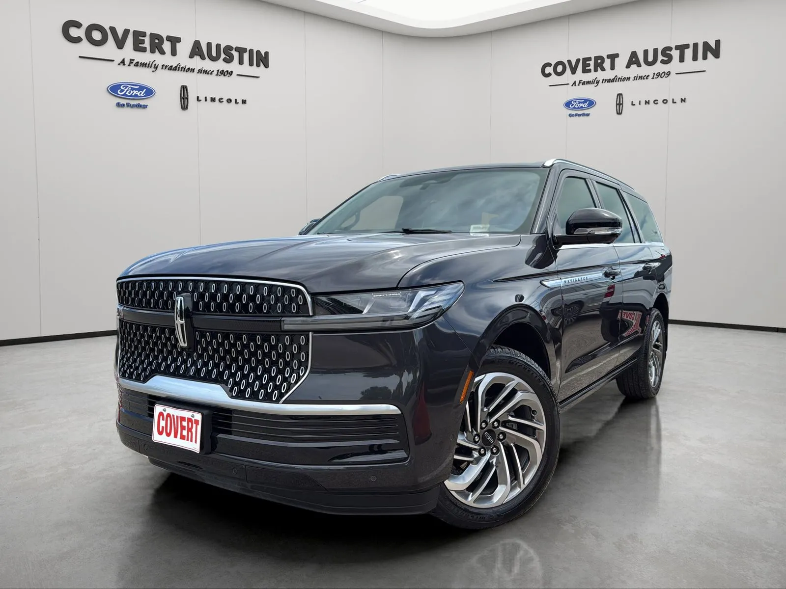 Gray 2025 Lincoln Navigator Reserve for sale in Austin, TX