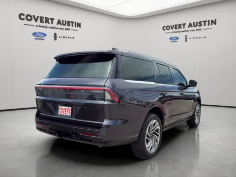 More photos of 2025 Lincoln Navigator Reserve at Covert Ford, TX