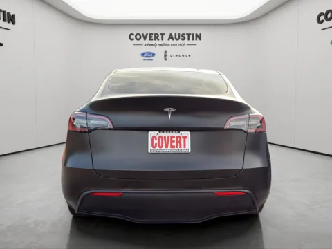 More photos of 2022 Tesla Model Y Long Range at Covert Ford, TX