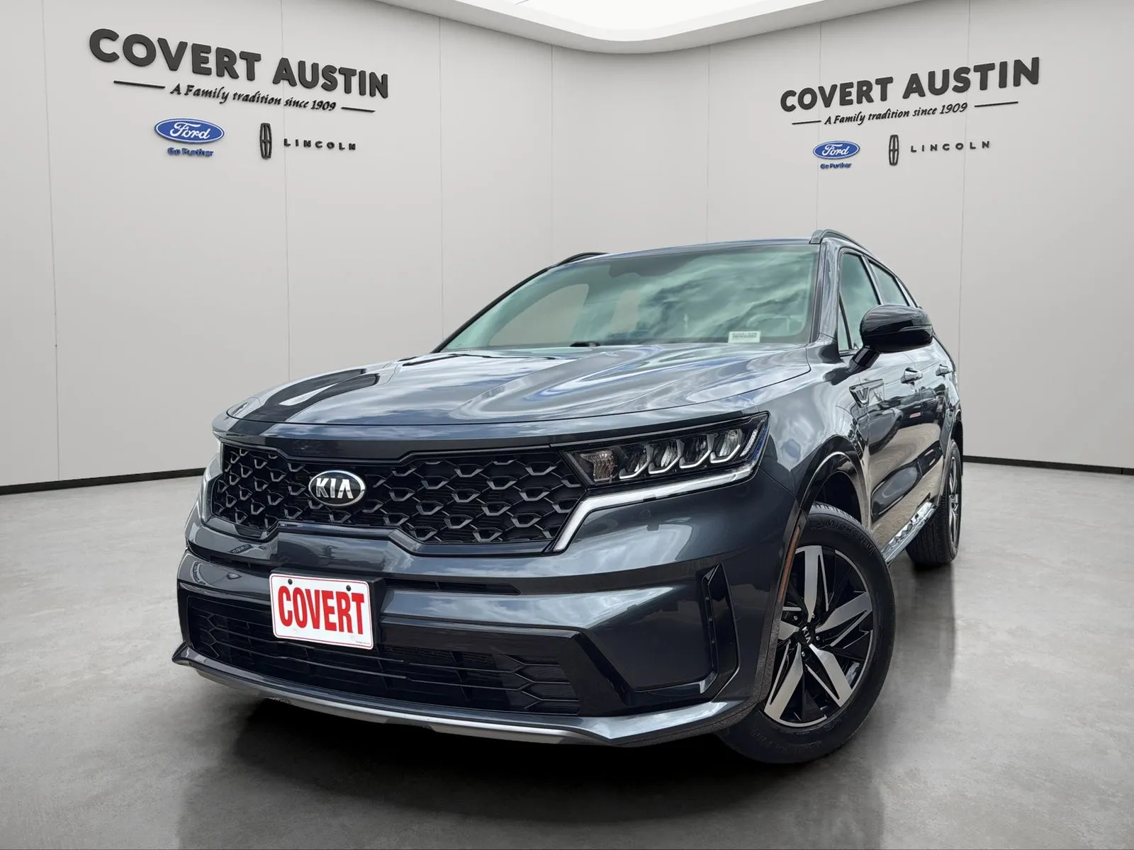 Gray 2021 Kia Sorento S for sale in Austin, TX