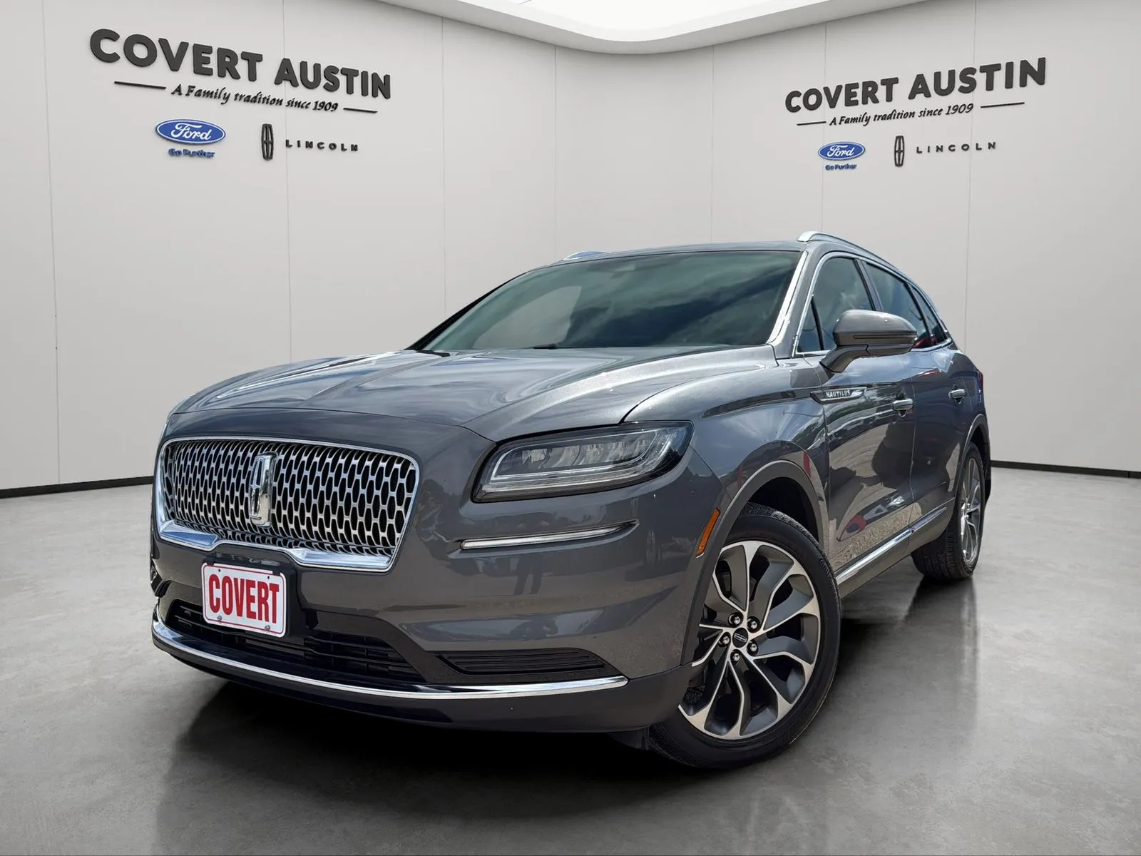 Gray 2023 Lincoln Nautilus Reserve for sale in Austin, TX