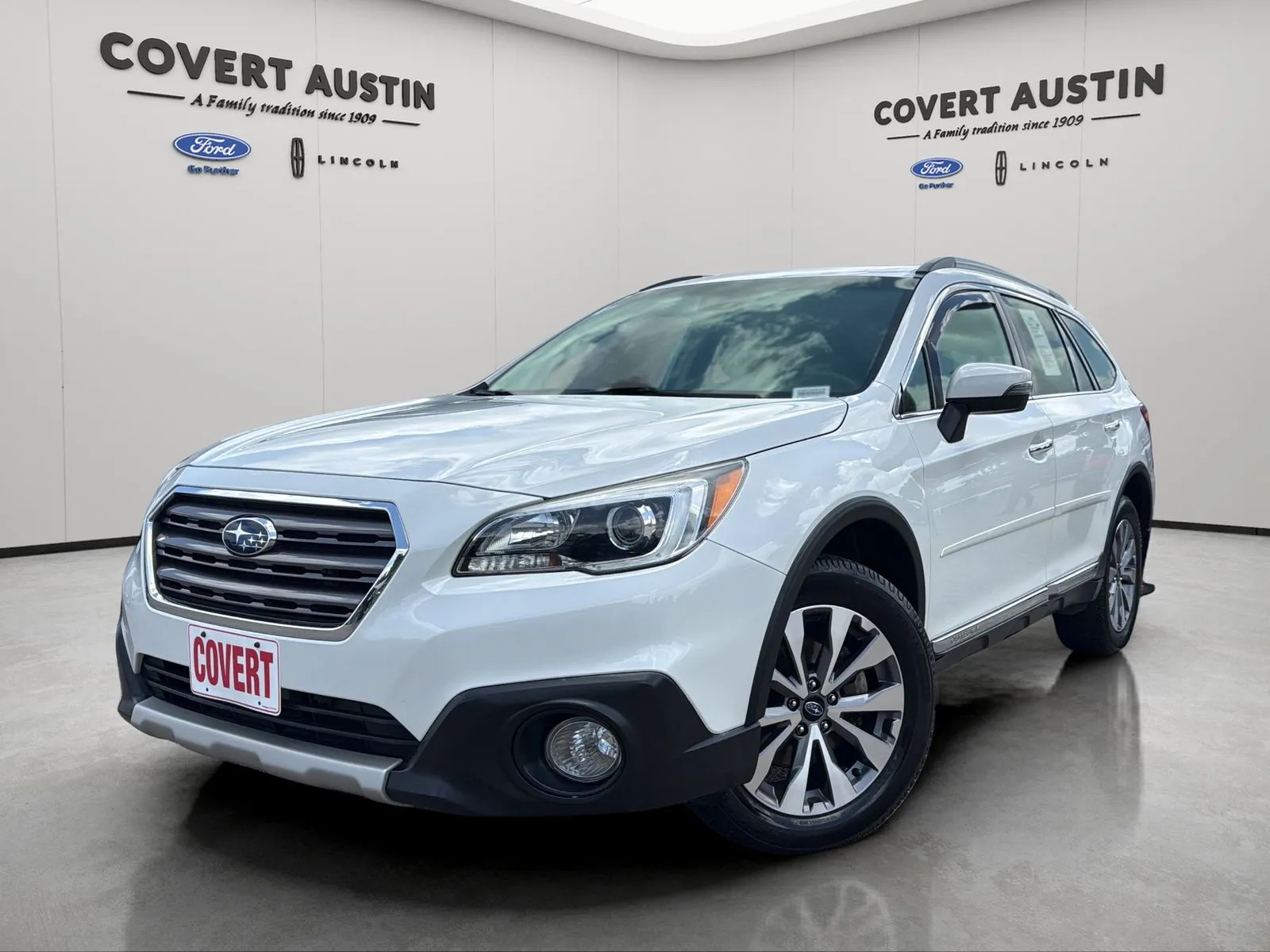 White 2017 Subaru Outback 3.6R for sale in Austin, TX