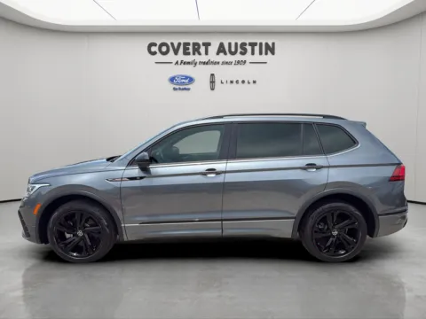 Photos of 2023 Volkswagen Tiguan 2.0T SE R-Line Black for sale in Austin, TX at Covert Ford