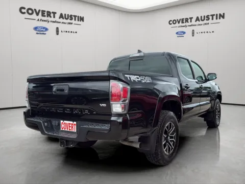More photos of 2022 Toyota Tacoma TRD Sport at Covert Ford, TX