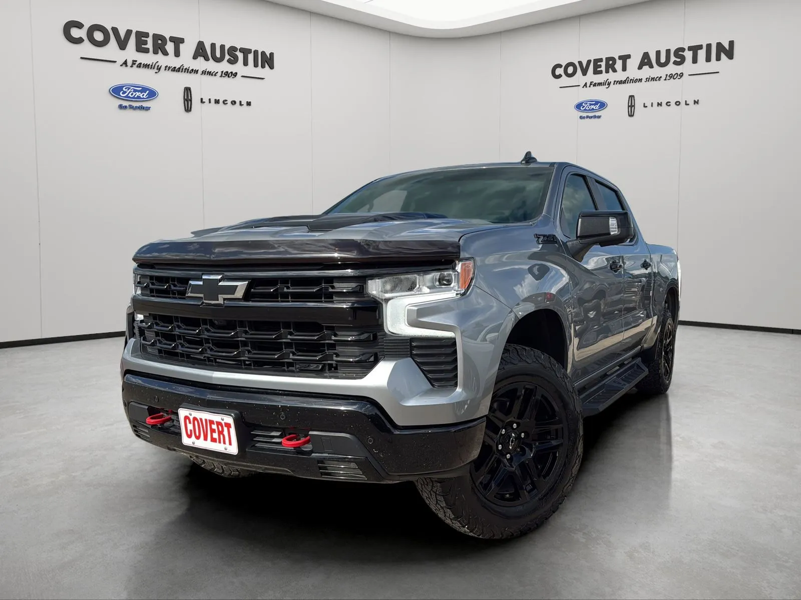 Gray 2024 Chevrolet Silverado 1500 LT Trail Boss for sale in Austin, TX