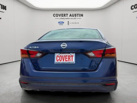 Photos of 2022 Nissan Altima 2.5 S for sale in Austin, TX at Covert Ford