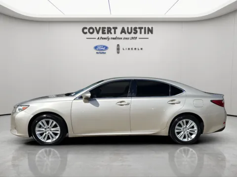 Photos of 2015 Lexus ES 350 for sale in Austin, TX at Covert Ford