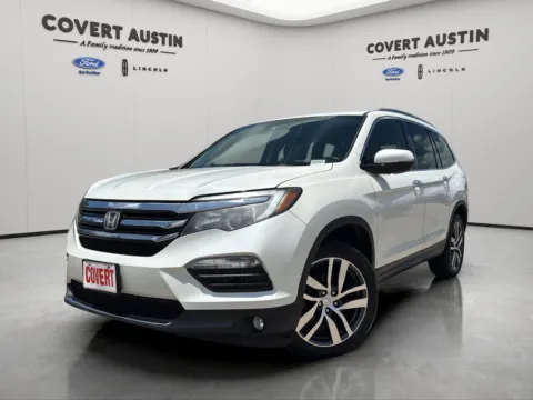 White 2017 Honda Pilot Touring for sale in Austin, TX