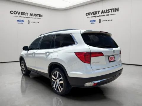 Another view of 2017 Honda Pilot Touring for sale in Austin, TX at Covert Ford