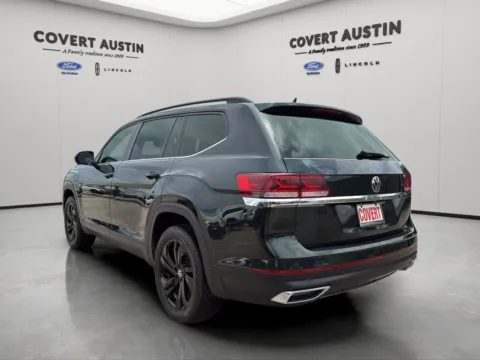 Another view of 2022 Volkswagen Atlas 2.0T SE w/Technology for sale in Austin, TX at Covert Ford