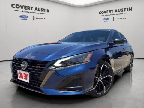 Blue 2023 Nissan Altima 2.5 SR for sale in Austin, TX