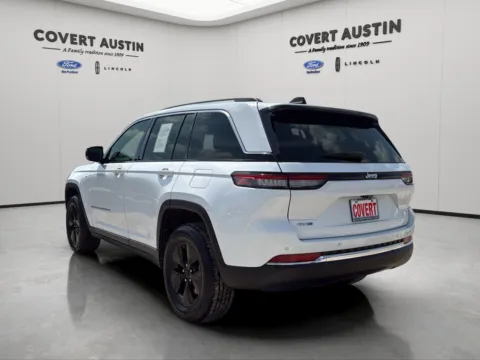 Another view of 2022 Jeep Grand Cherokee 4xe for sale in Austin, TX at Covert Ford