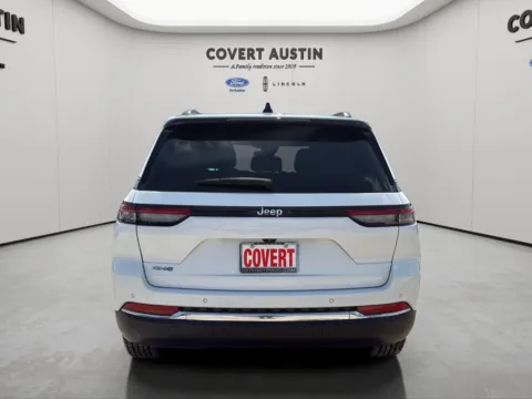 More photos of 2022 Jeep Grand Cherokee 4xe at Covert Ford, TX