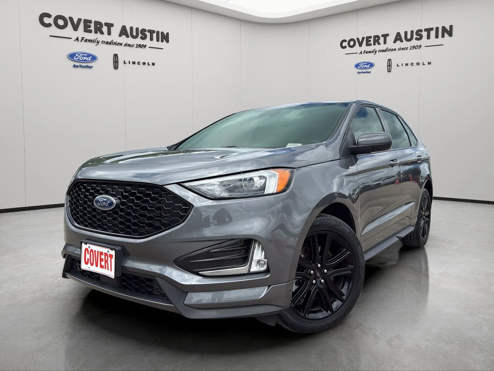 Gray 2023 Ford Edge ST Line for sale in Austin, TX