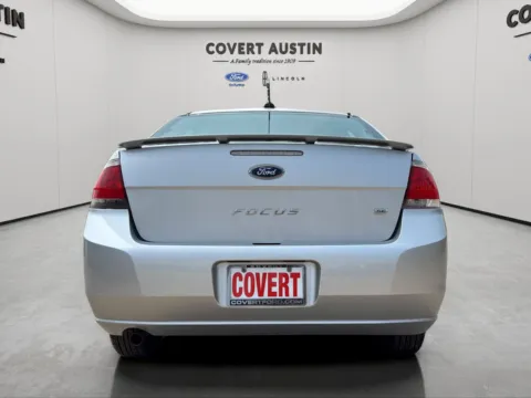 More photos of 2011 Ford Focus SE at Covert Ford, TX
