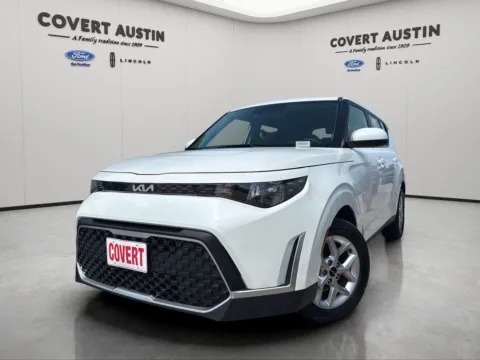 White 2024 Kia Soul LX for sale in Austin, TX