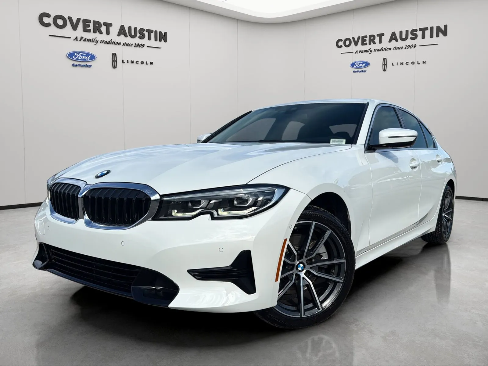White 2019 BMW 3 Series 330i xDrive for sale in Austin, TX