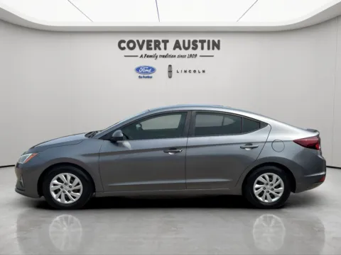 Photos of 2019 Hyundai Elantra SE for sale in Austin, TX at Covert Ford