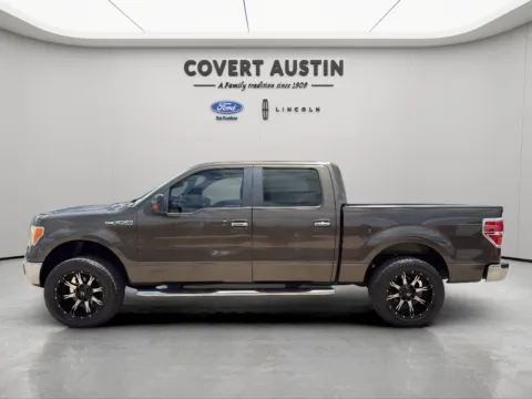 Photos of 2009 Ford F-150 XLT for sale in Austin, TX at Covert Ford