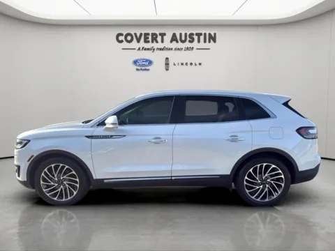 Photos of 2019 Lincoln Nautilus Reserve for sale in Austin, TX at Covert Ford