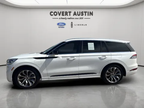 Another view of 2020 Lincoln Aviator Grand Touring for sale in Austin, TX at Covert Ford