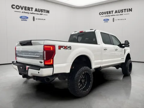 More photos of 2022 Ford F-250SD Platinum at Covert Ford Lincoln, TX