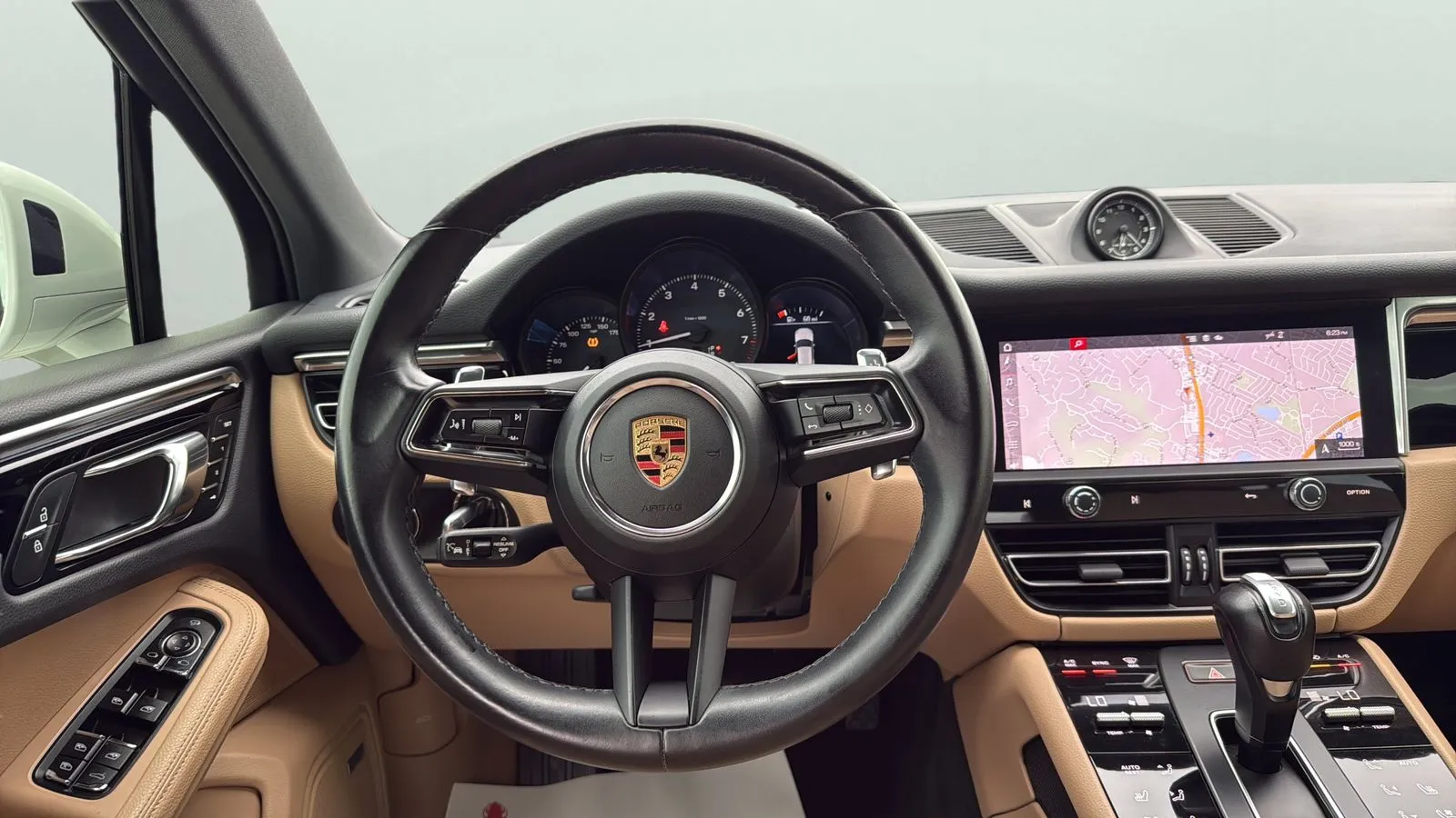 Porsche Macan photo 12