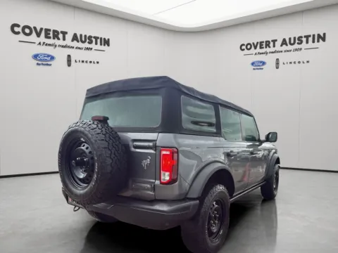 More photos of 2022 Ford Bronco Black Diamond at Covert Ford Lincoln, TX