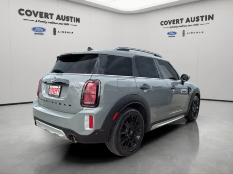 More photos of 2021 MINI Cooper S Countryman Signature at Covert Ford, TX
