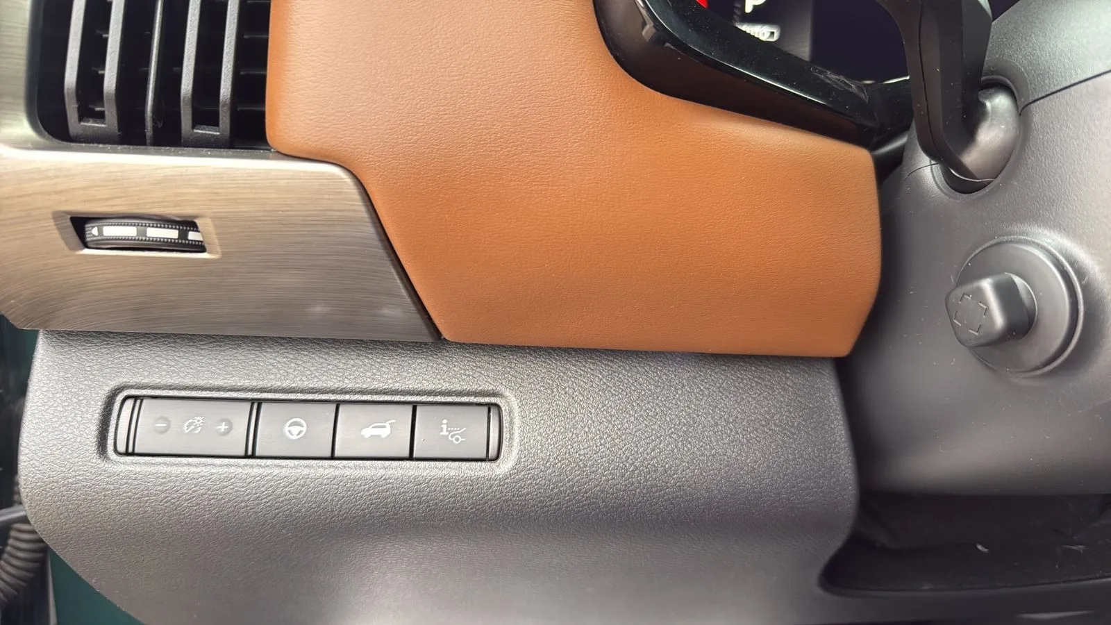 Nissan Pathfinder photo 17