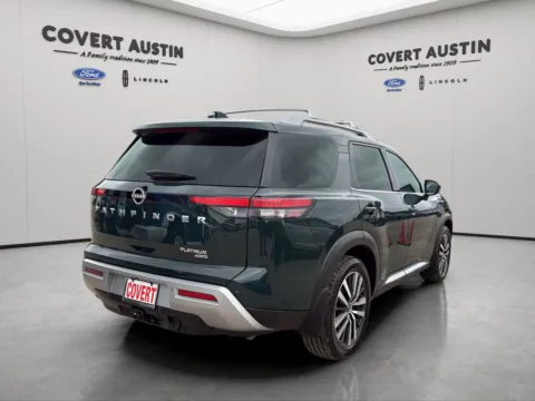 More photos of 2022 Nissan Pathfinder Platinum at Covert Ford Lincoln, TX