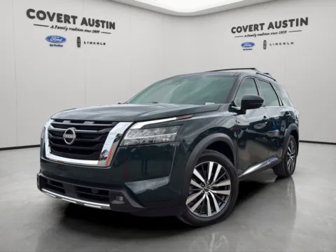 Green 2022 Nissan Pathfinder Platinum for sale in Austin, TX