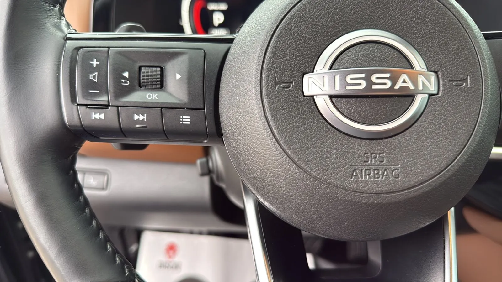Nissan Pathfinder photo 16