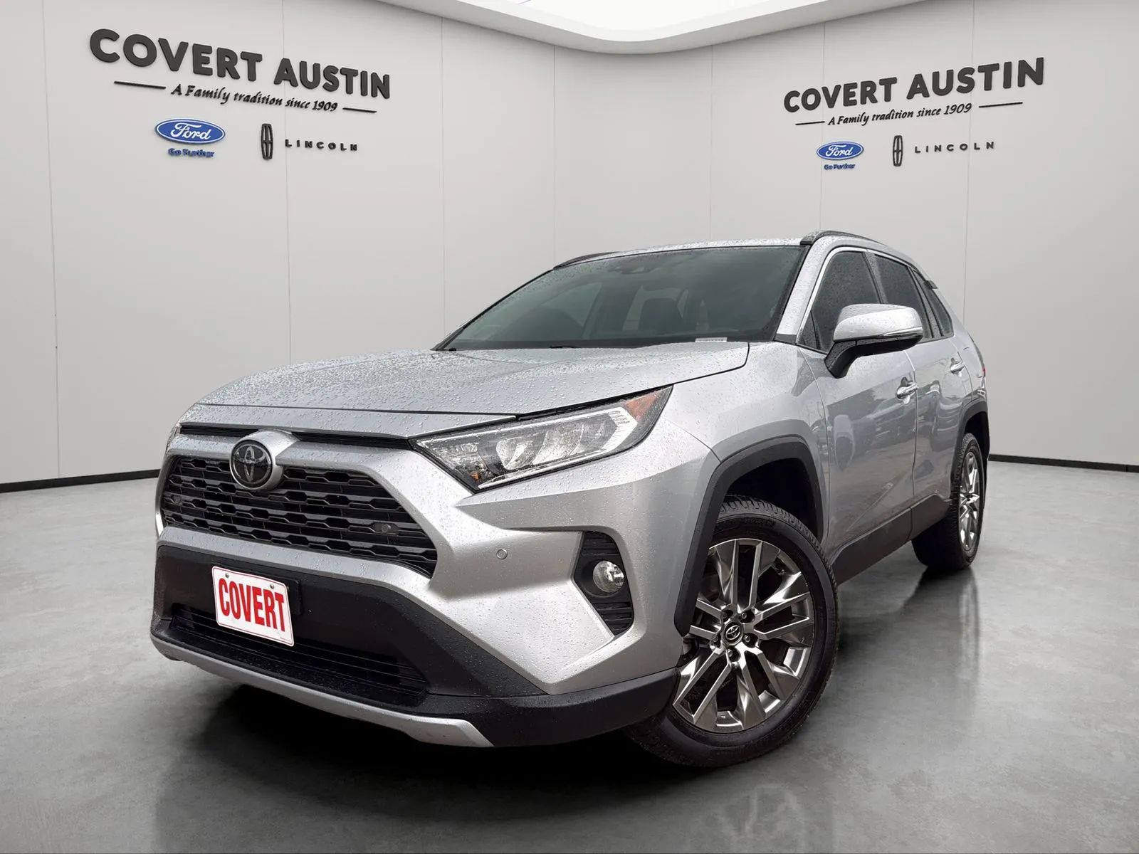 Silver 2020 Toyota RAV4 Limited for sale in Austin, TX