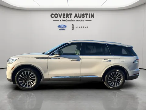 Photos of 2023 Lincoln Aviator Reserve for sale in Austin, TX at Covert Ford