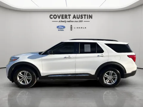 Photos of 2023 Ford Explorer XLT for sale in Austin, TX at Covert Ford Lincoln